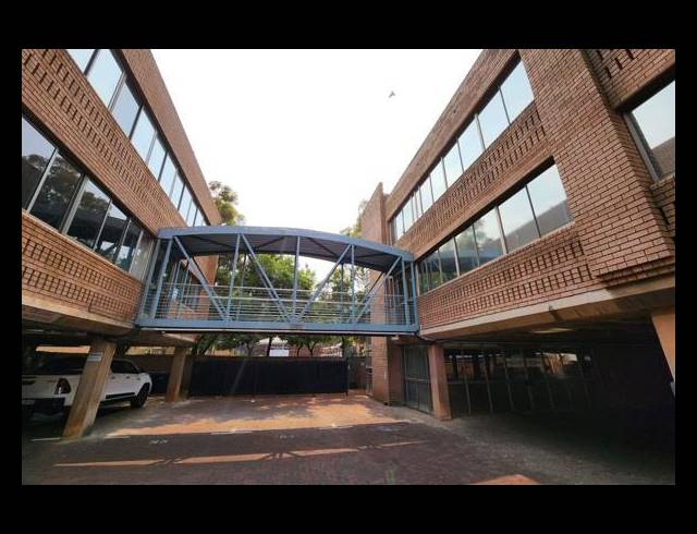 INDUSTRIAL PROPERTY TO RENT IN OLIFANTSFONTEIN